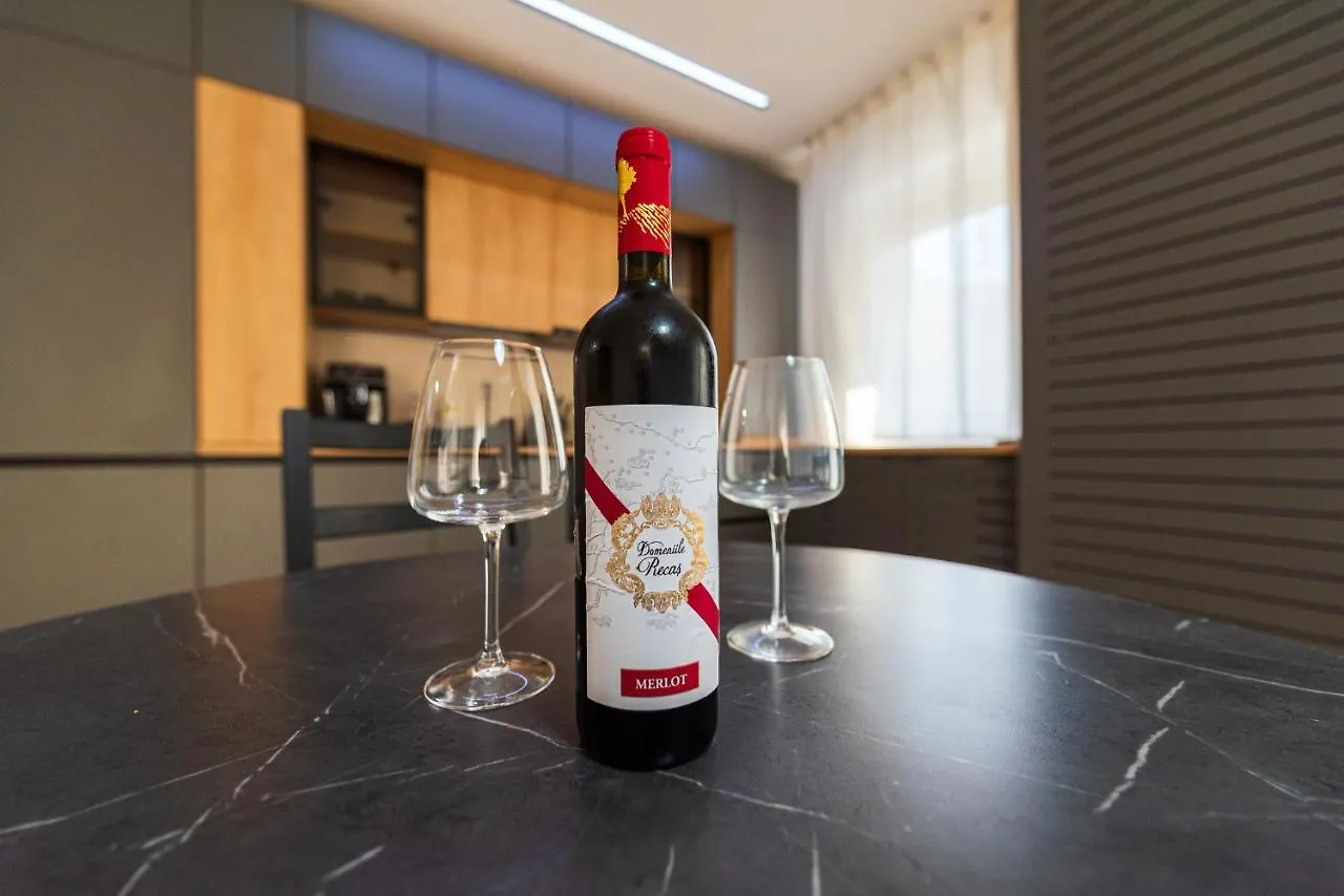 Sara - Stylish Apt With Balcony Near Piata Obor Boekarest