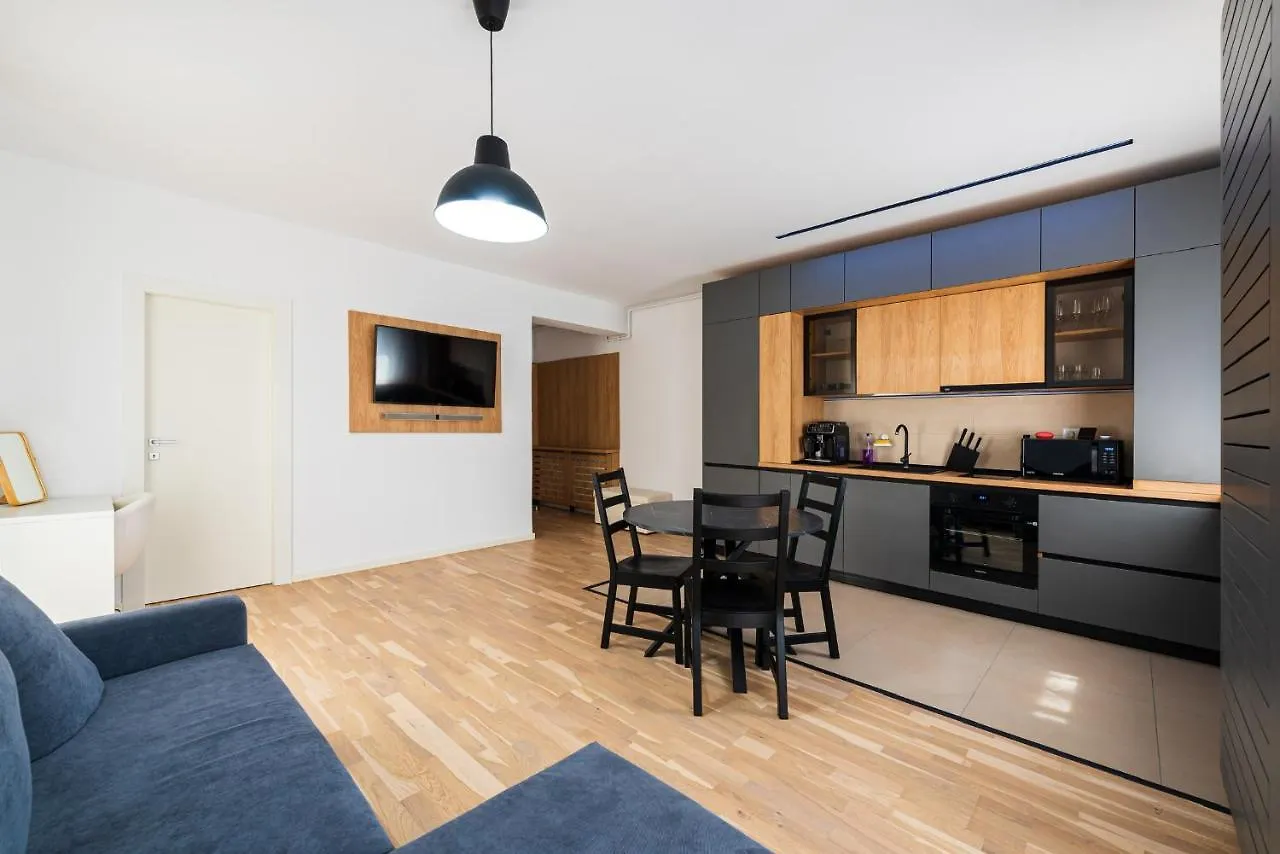 Sara - Stylish Apt With Balcony Near Piata Obor Boekarest 0*,