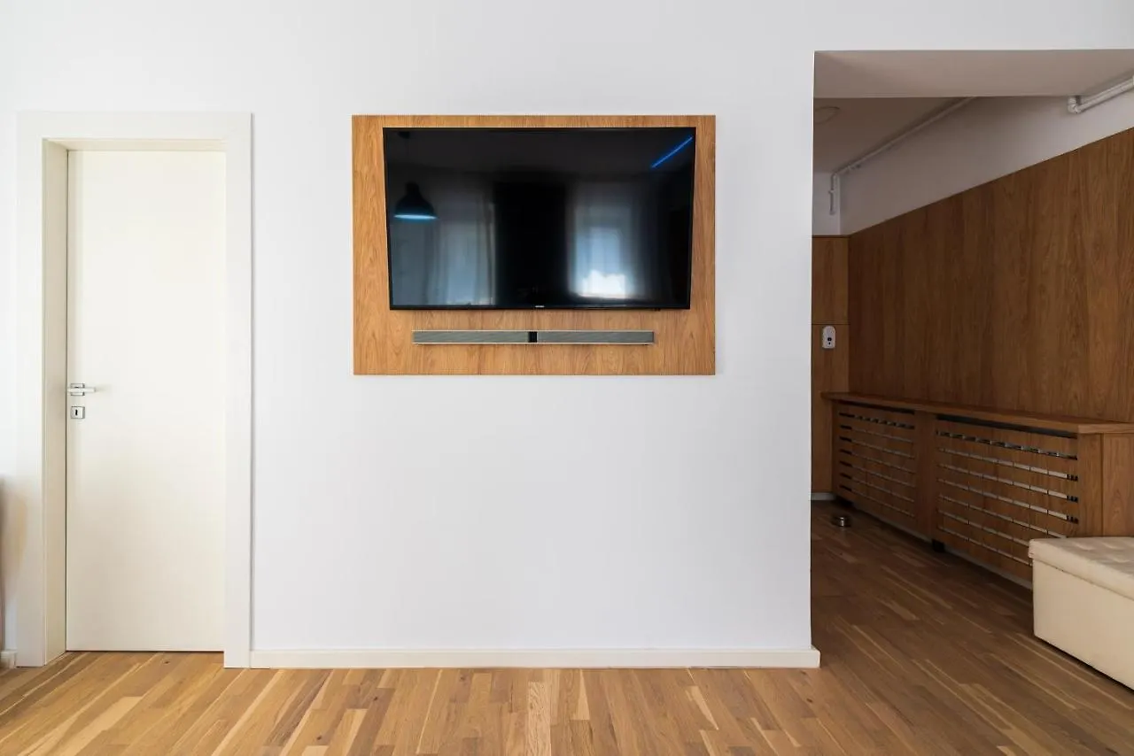 Sara - Stylish Apt With Balcony Near Piata Obor Bucureşti